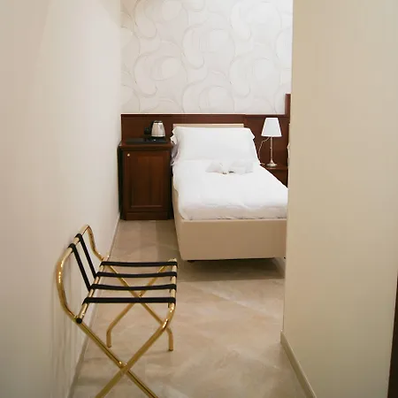 Esposizione Boutique 3*