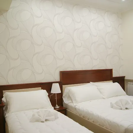 Esposizione Boutique 3*