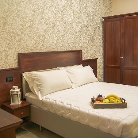 Esposizione Boutique 3*