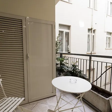 Esposizione Boutique Rome